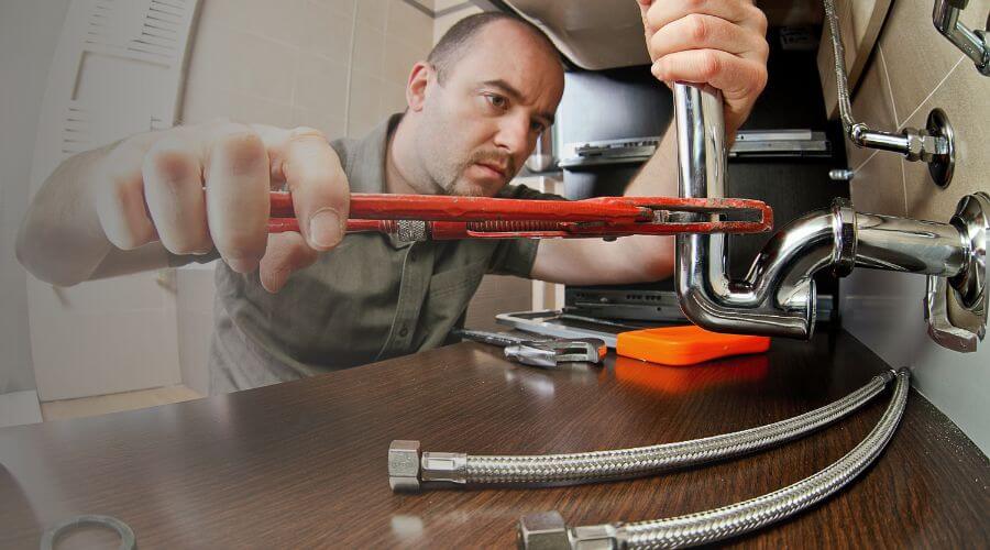 Professional sink repair in Lapaz, IN